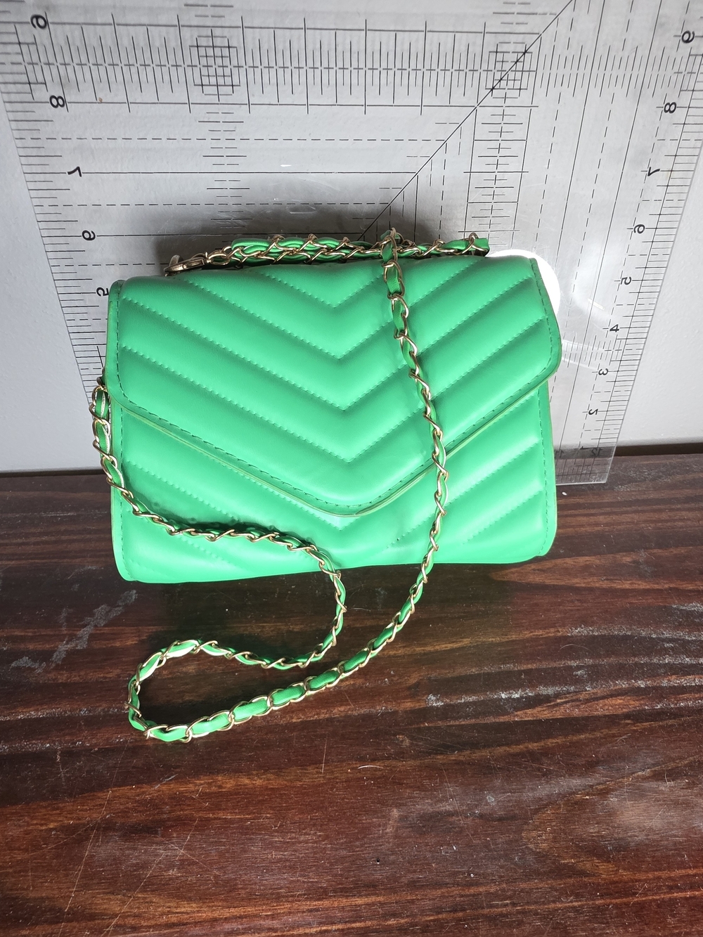 Bright Green Quilted Chain Crossbody Bag